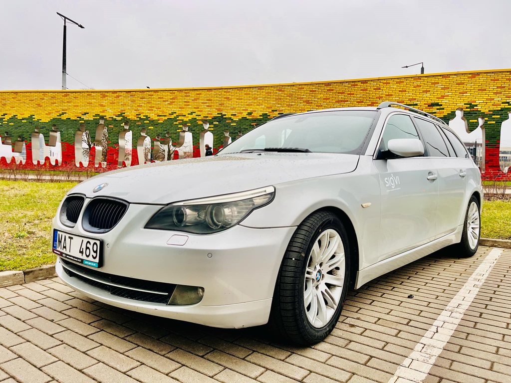 BMW 520 (neįgaliesiems) automobilio nuoma