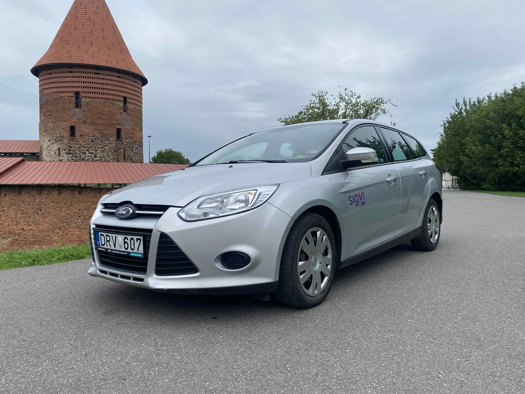 Ford Focus automobilio nuoma