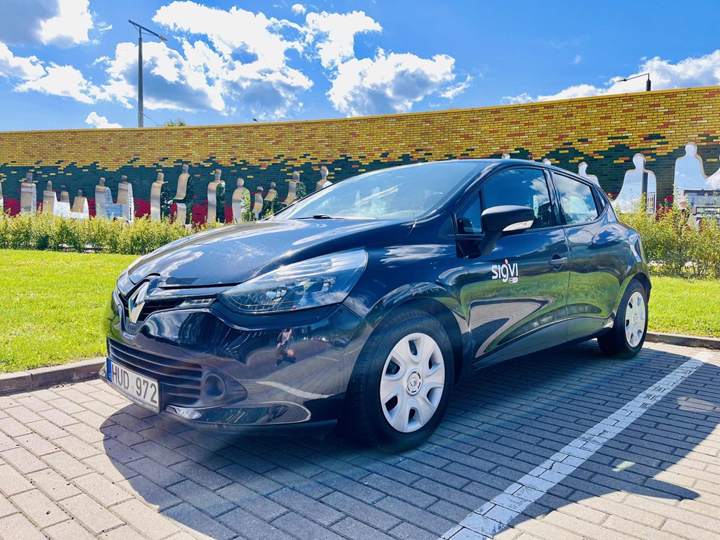 Renault Clio аренда автомобиля