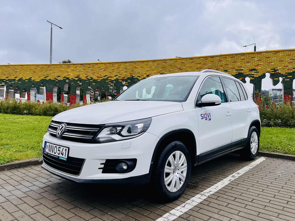 VW Tiguan car rental
