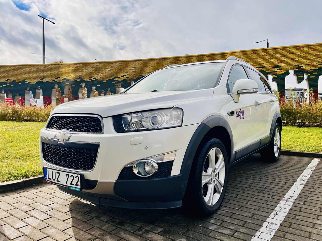 Chevrolet Captiva car rental