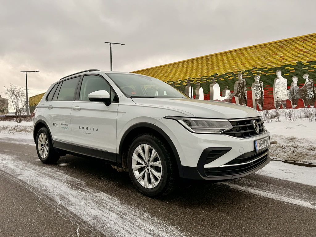 VW Tiguan аренда автомобиля